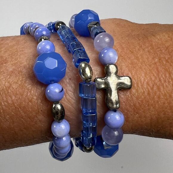 Handmade Beaded Bracelet Trio Periwinkle Blues Silver Cross - Picture 3 of 6
